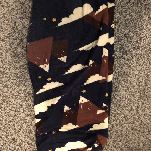 OS lularoe leggings - Picture 1 of 2
